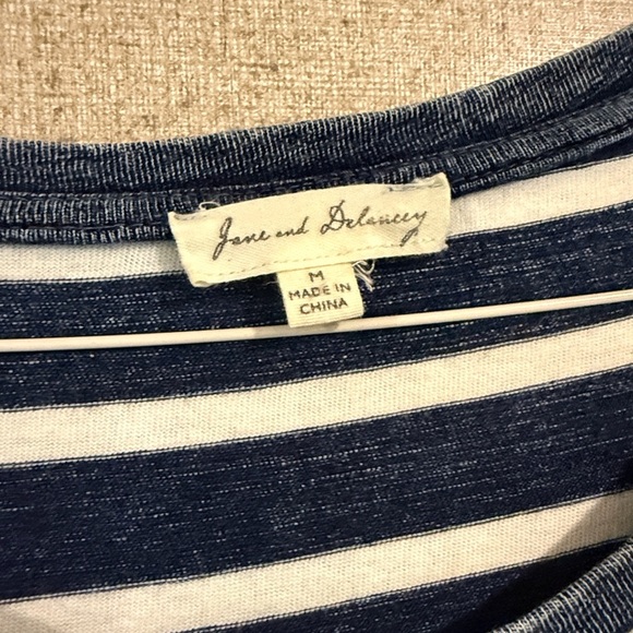 Jane and Delancey Navy and White Striped Mini Dress size medium - Picture 2 of 9